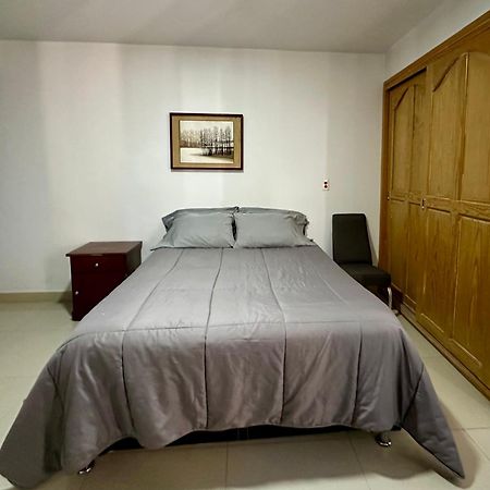 Hotel Huerta Don Felipe à Irimbo Extérieur photo