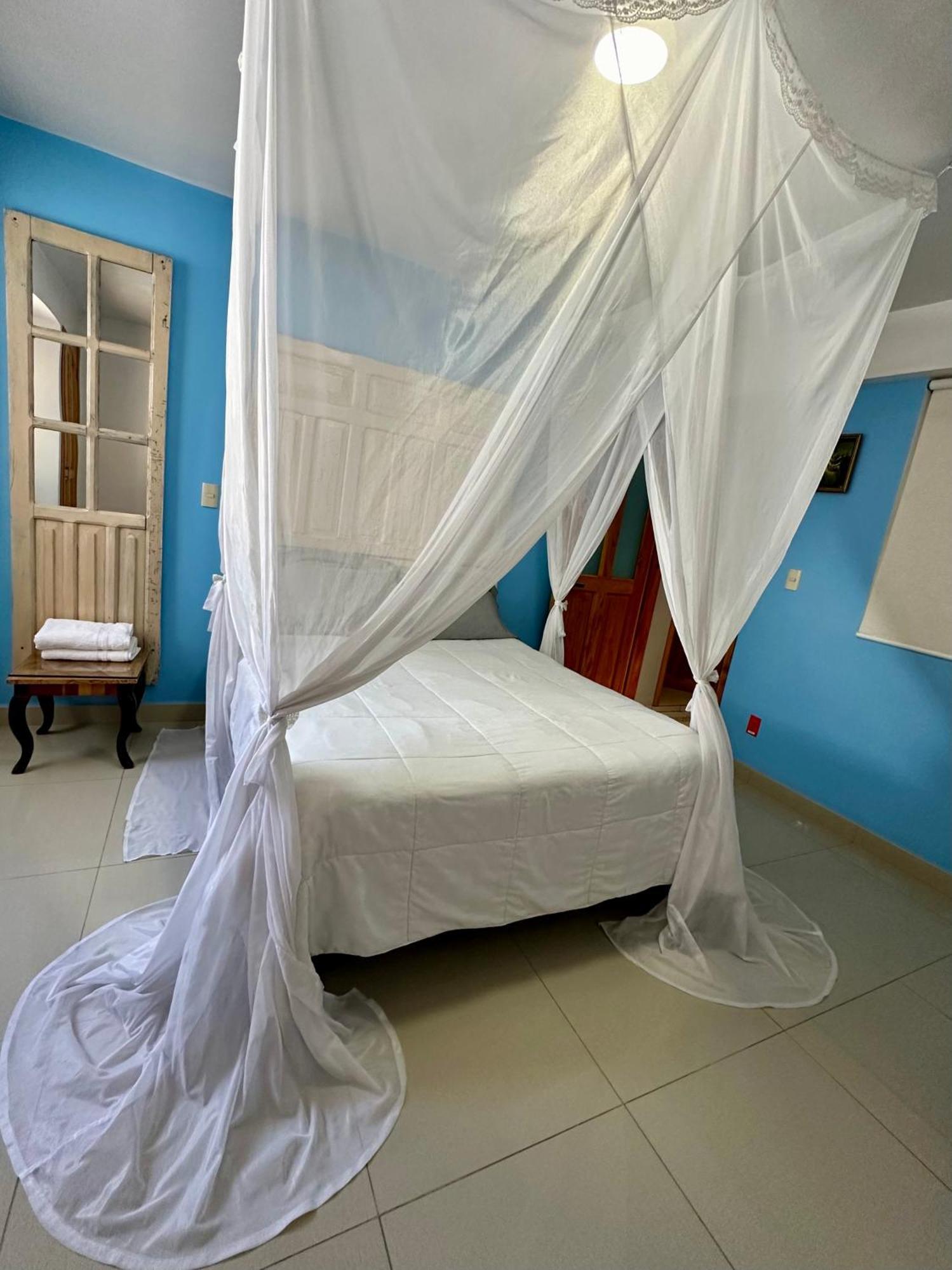 Hotel Huerta Don Felipe à Irimbo Extérieur photo