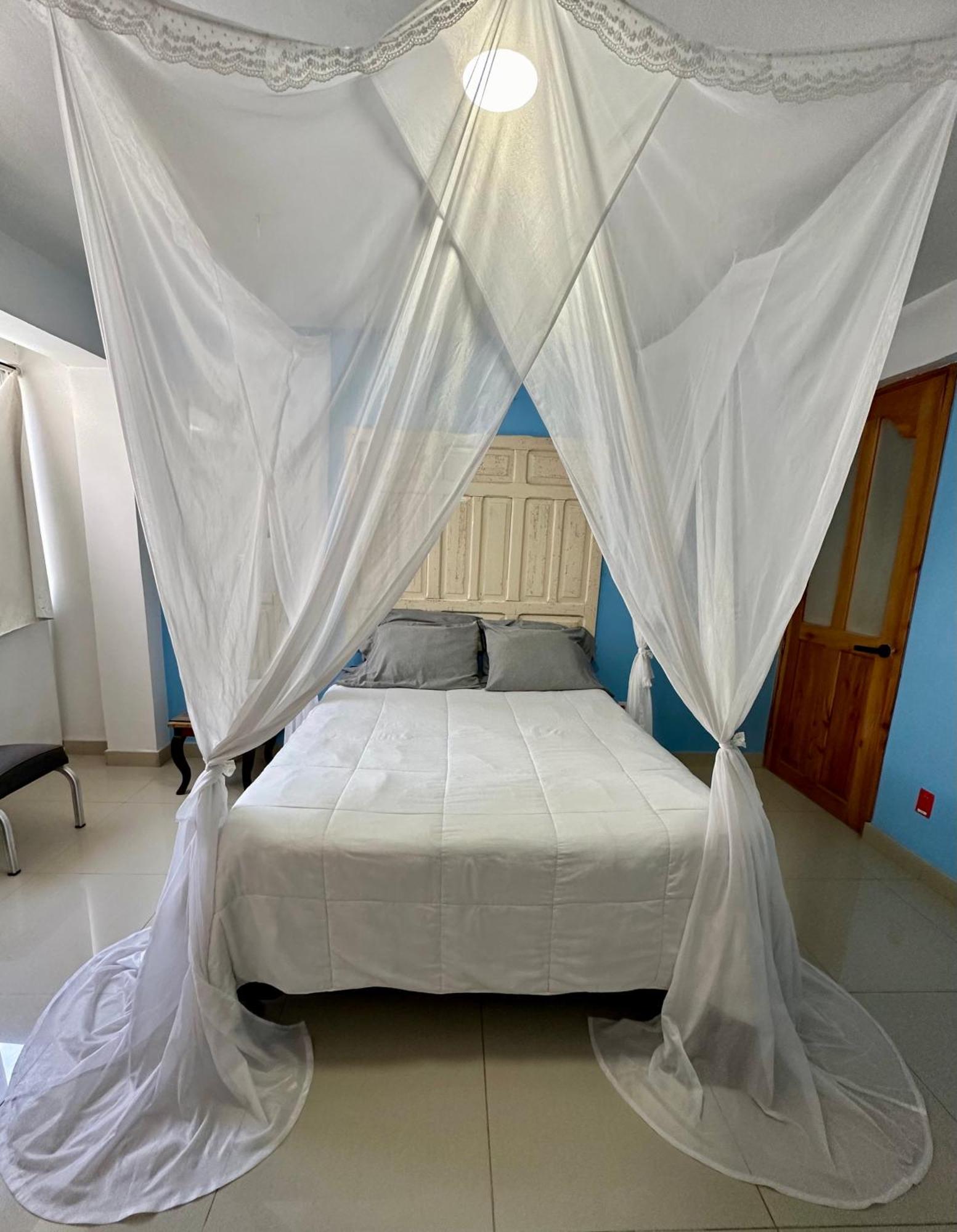 Hotel Huerta Don Felipe à Irimbo Extérieur photo